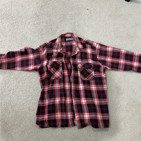 Men’s Flannel with Double Breasted Pockets - Picture 1 of 4
